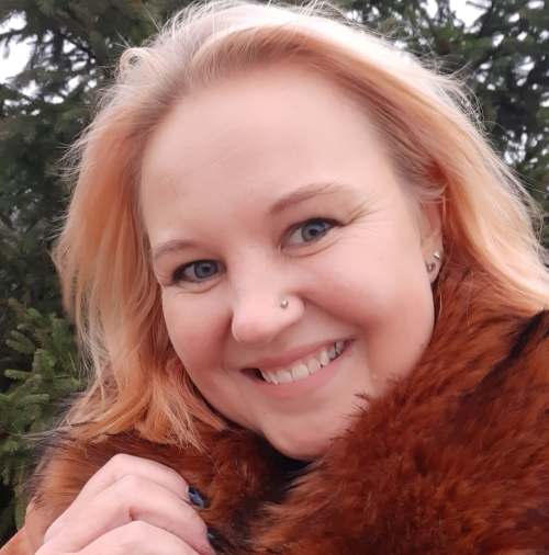 bolest rukou při manikure