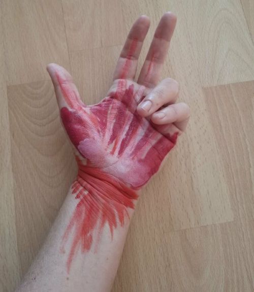 co dělat při brnění prstů